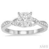 1/2 Ctw Round Cut Diamond Lovebright Engagement Ring in 14K White Gold