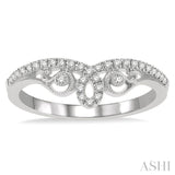 1/6 Ctw Chevron Loop Lattice Round Cut Diamond Wedding Band in 14K White Gold