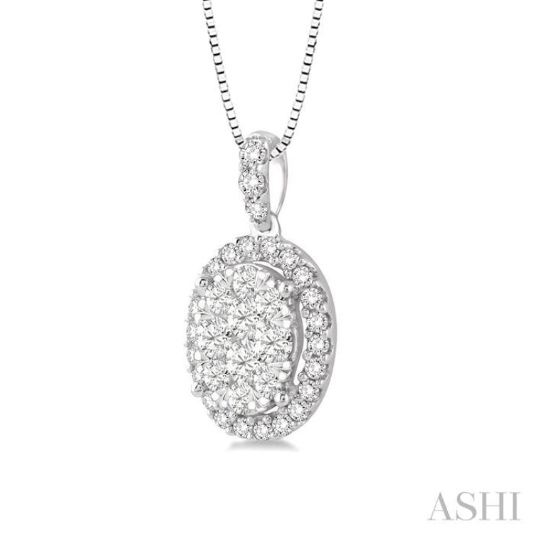 Oval Shape Lovebright Diamond Pendant