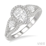 7/8 Ctw Pear Shape Diamond Engagement Ring in 14K White Gold